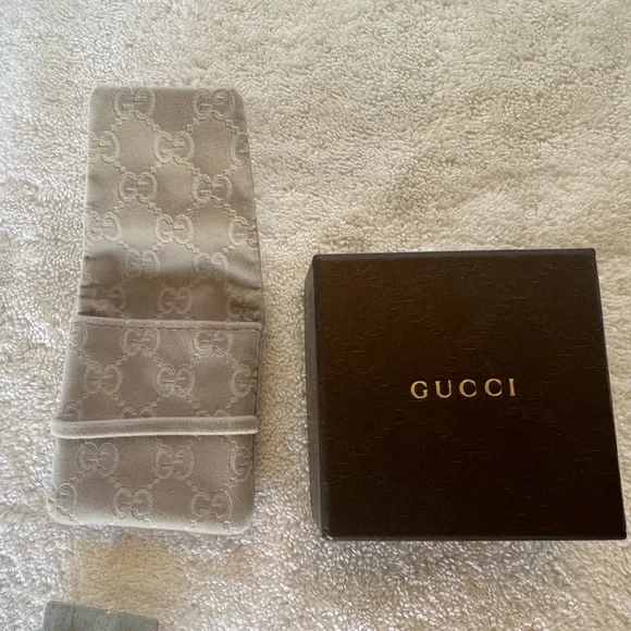 Gucci 925 Trademark heart-shaped earrings. - Picture 6 of 7